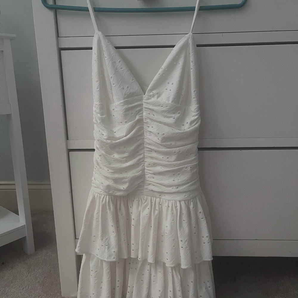 Lucy in the Sky White Sleeveless Spaghetti Strap Sundress